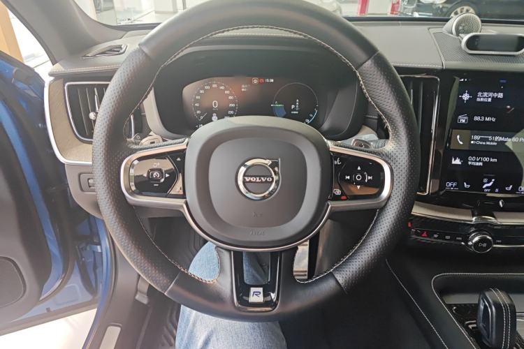 Used Volvo XC60 New Energy 2020 T8 eDrive Hybrid – Smart & Sporty Edition Steering Wheel