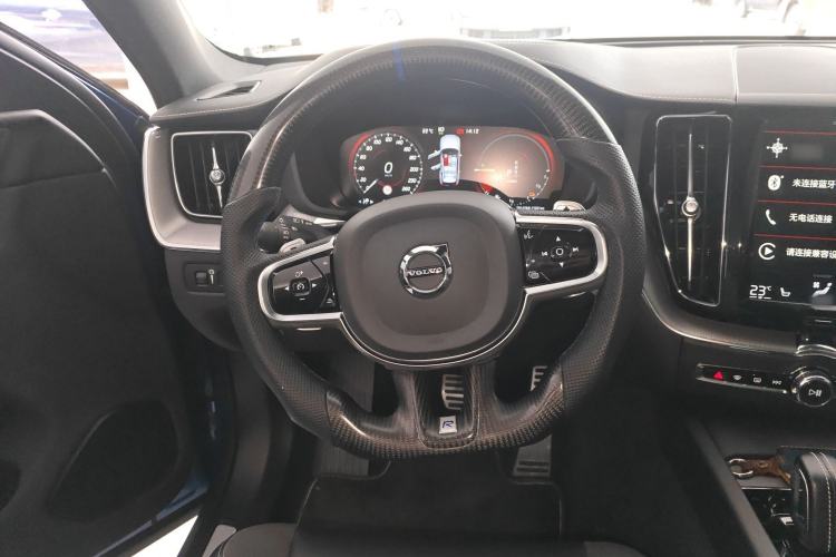 Used Volvo XC60 New Energy 2020 T8 eDrive Hybrid – Smart & Sporty Edition Steering Wheel