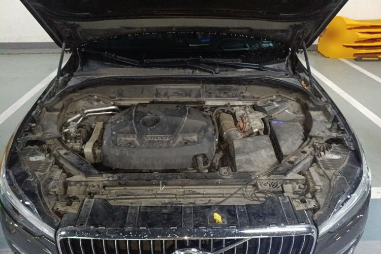 Used Volvo XC60 New Energy 2020 T8 eDrive Hybrid Luxury Edition Engine Bay