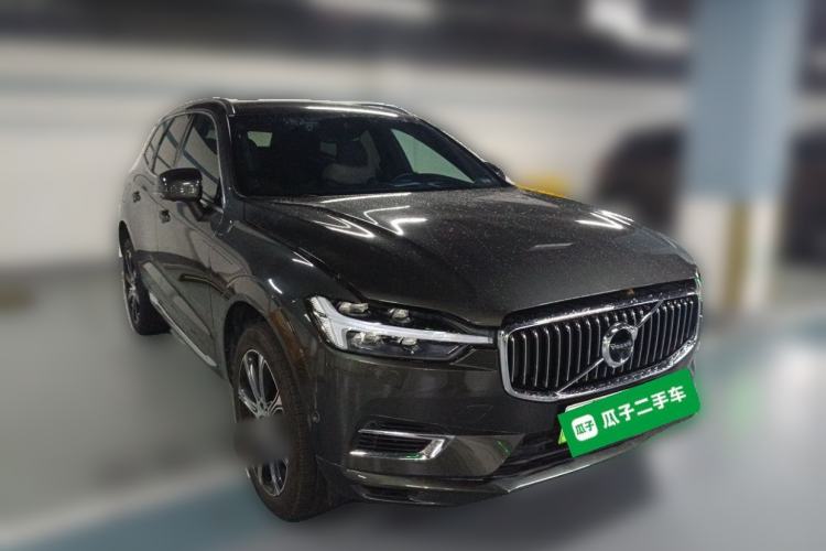 Used Volvo XC60 New Energy 2020 T8 eDrive Hybrid Luxury Edition Front Right 45 Deg