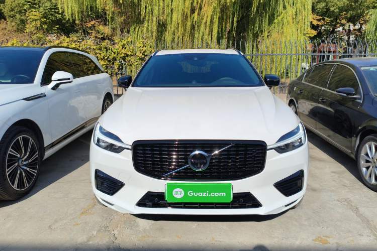 Used Volvo XC60 New Energy 2020 T8 eDrive Hybrid – Smart & Sporty Edition Front