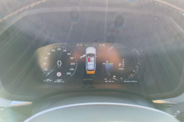 Used Volvo XC60 New Energy 2020 T8 eDrive Hybrid – Smart & Sporty Edition Instrument Cluster