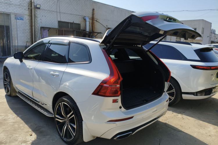 Used Volvo XC60 New Energy 2020 T8 eDrive Hybrid – Smart & Sporty Edition Trunk