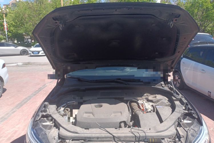Used Volvo XC60 New Energy 2021 T8 E-Drive Hybrid Smart & Dynamic Edition Engine Bay