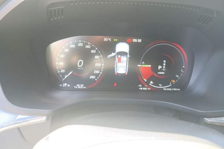 Used Volvo XC60 New Energy 2021 T8 E-Drive Hybrid Smart & Dynamic Edition Instrument Cluster