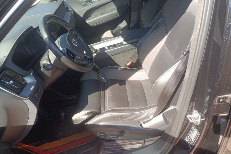 Used Volvo XC60 New Energy 2021 T8 E-Drive Hybrid Smart & Dynamic Edition Left Front Seat