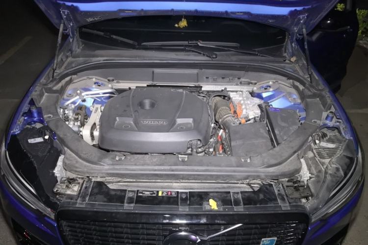 Used Volvo XC60 New Energy 2021 T8 E-Drive Hybrid Smart & Dynamic Edition Engine Bay
