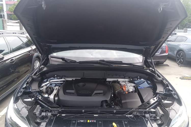 Used Volvo XC60 New Energy 2021 T8 e-Drive Hybrid Luxury Edition Engine Bay