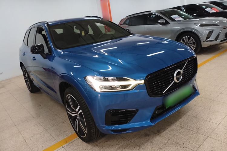 Used Volvo XC60 New Energy 2021 T8 E-Drive Hybrid Smart & Dynamic Edition Front Right 45 Deg