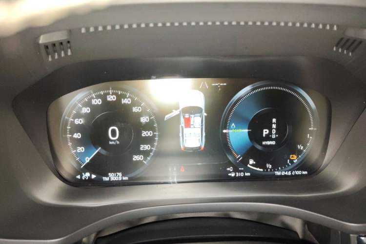 Used Volvo XC60 New Energy 2021 T8 E-Drive Hybrid Smart & Dynamic Edition Instrument Cluster