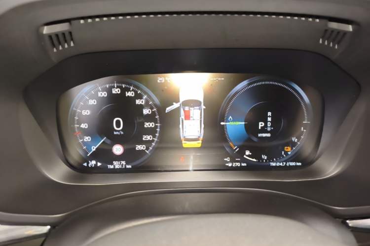 Used Volvo XC60 New Energy 2021 T8 E-Drive Hybrid Smart & Dynamic Edition Instrument Cluster