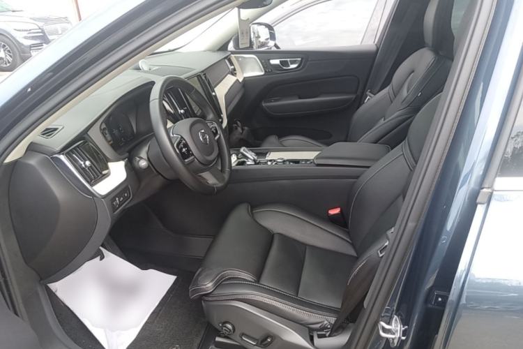 Used Volvo XC60 New Energy 2021 T8 e-Drive Hybrid Luxury Edition Left Front Seat