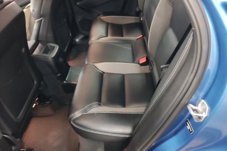 Used Volvo XC60 New Energy 2021 T8 E-Drive Hybrid Smart & Dynamic Edition Left Rear Seat