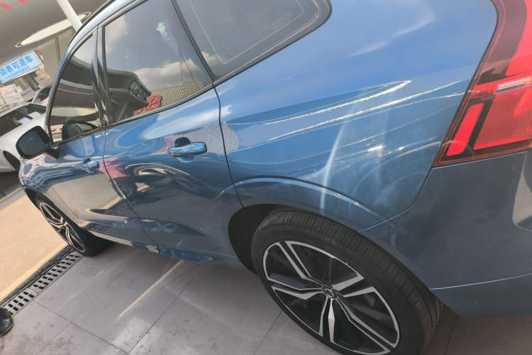 Used Volvo XC60 New Energy 2021 T8 E-Drive Hybrid Smart & Dynamic Edition Left Side