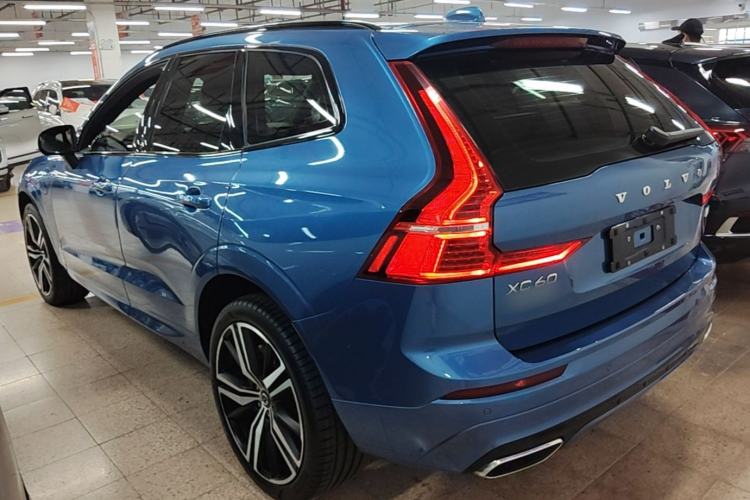 Used Volvo XC60 New Energy 2021 T8 E-Drive Hybrid Smart & Dynamic Edition Rear Left 45 Deg
