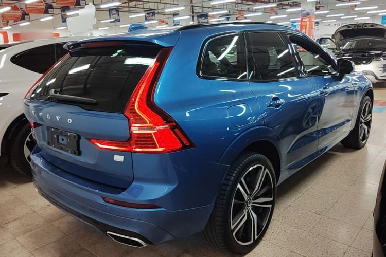 Used Volvo XC60 New Energy 2021 T8 E-Drive Hybrid Smart & Dynamic Edition Rear Right 45 Deg
