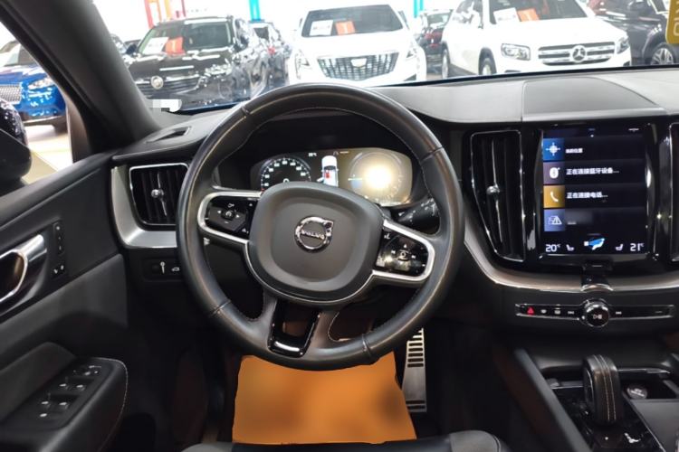 Used Volvo XC60 New Energy 2021 T8 E-Drive Hybrid Smart & Dynamic Edition Steering Wheel