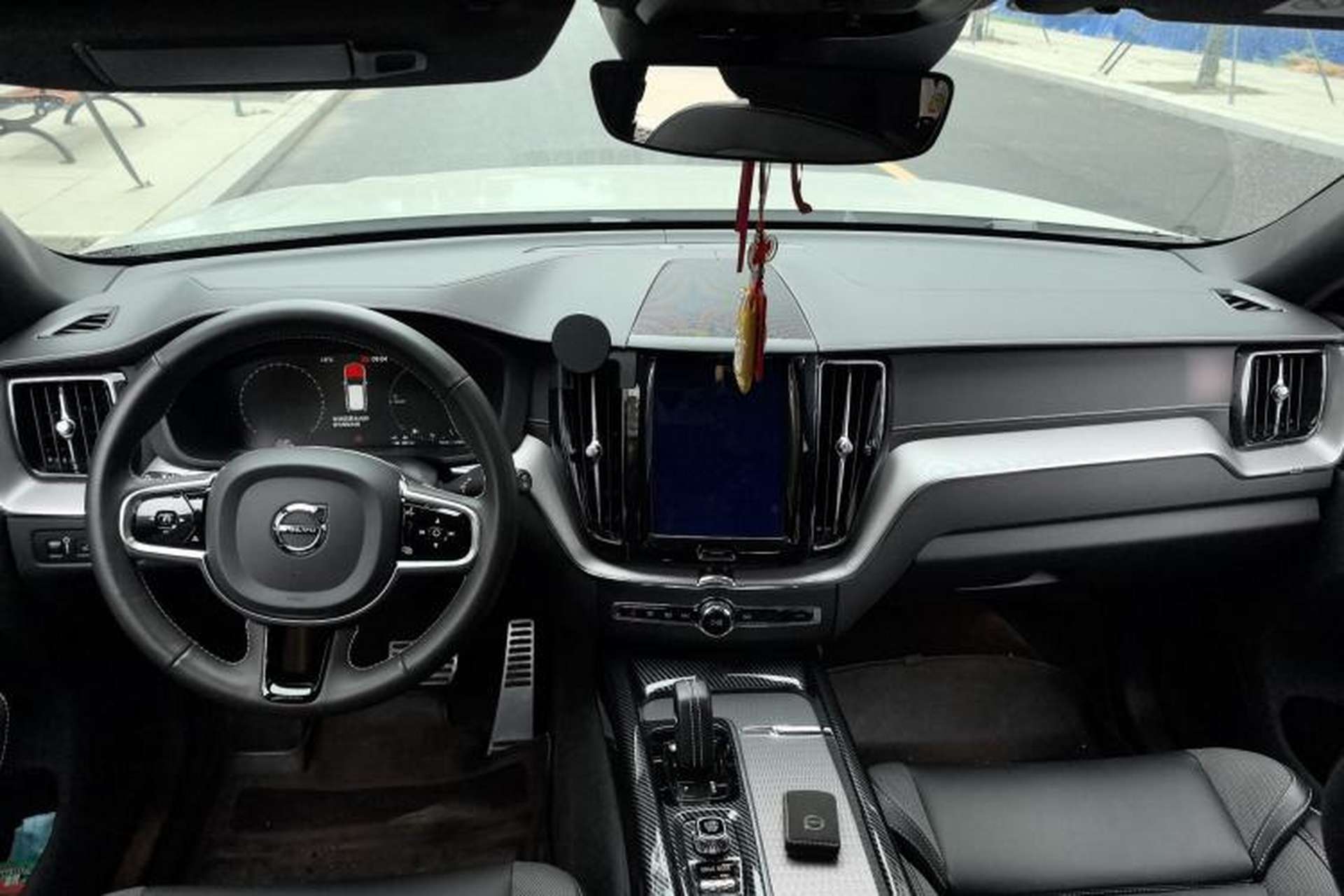 Used Volvo XC60 New Energy 2021 T8 E-Drive Hybrid Smart & Dynamic Edition Center Console