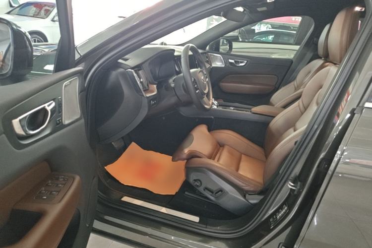 Used Volvo XC60 New Energy 2021 T8 e-Drive Hybrid Luxury Edition Driver Seat