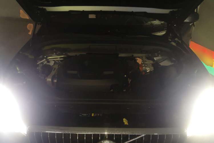 Used Volvo XC60 New Energy 2021 T8 e-Drive Hybrid Luxury Edition Engine Bay