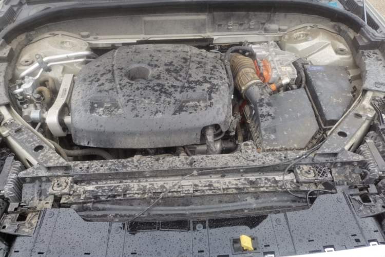 Used Volvo XC60 New Energy 2021 T8 e-Drive Hybrid Luxury Edition Engine Bay
