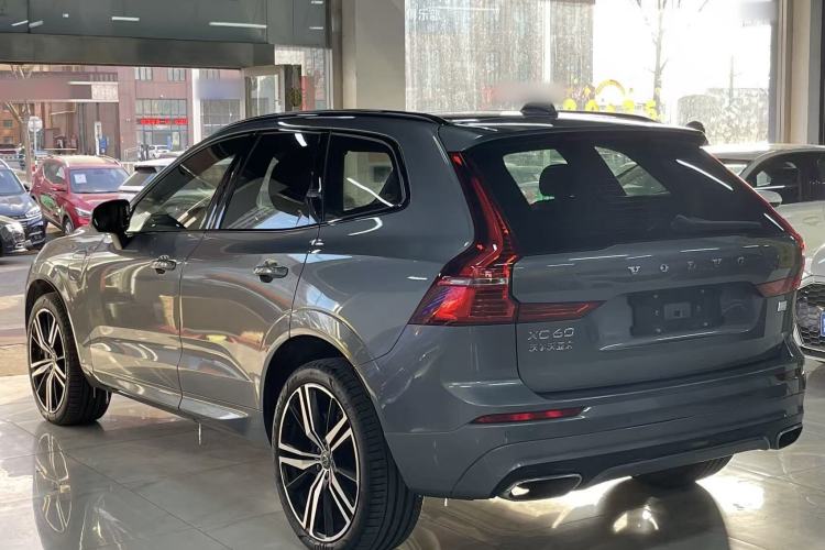 Used Volvo XC60 New Energy 2021 T8 E-Drive Hybrid Smart & Dynamic Edition Exterior 4