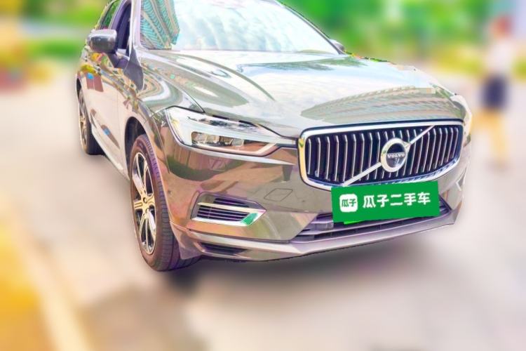 Used Volvo XC60 New Energy 2021 T8 e-Drive Hybrid Luxury Edition Front Right 45 Deg