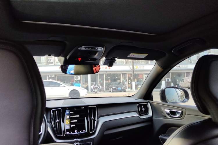 Used Volvo XC60 New Energy 2021 T8 E-Drive Hybrid Smart & Dynamic Edition Headliner