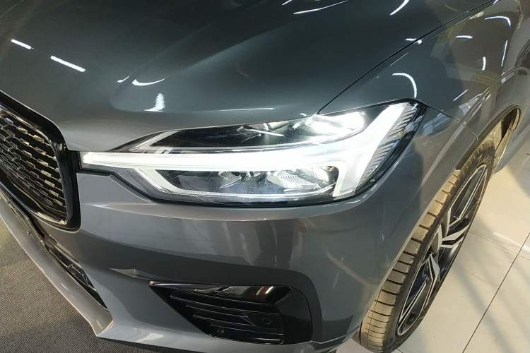 Used Volvo XC60 New Energy 2021 T8 E-Drive Hybrid Smart & Dynamic Edition Left Front Headlight