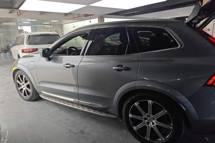 Used Volvo XC60 New Energy 2021 T8 e-Drive Hybrid Luxury Edition Left Side