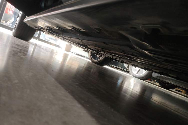 Used Volvo XC60 New Energy 2021 T8 E-Drive Hybrid Smart & Dynamic Edition Left Side Sill