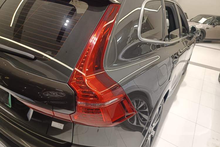 Used Volvo XC60 New Energy 2021 T8 e-Drive Hybrid Luxury Edition Right Rear Taillight