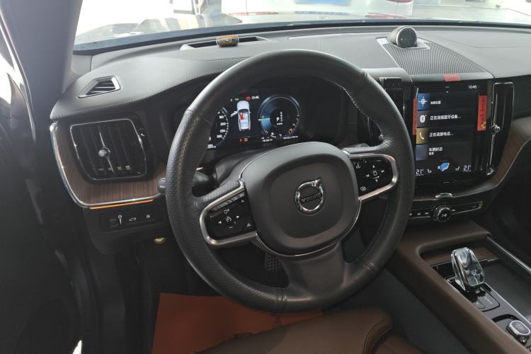 Used Volvo XC60 New Energy 2021 T8 e-Drive Hybrid Luxury Edition Steering Wheel