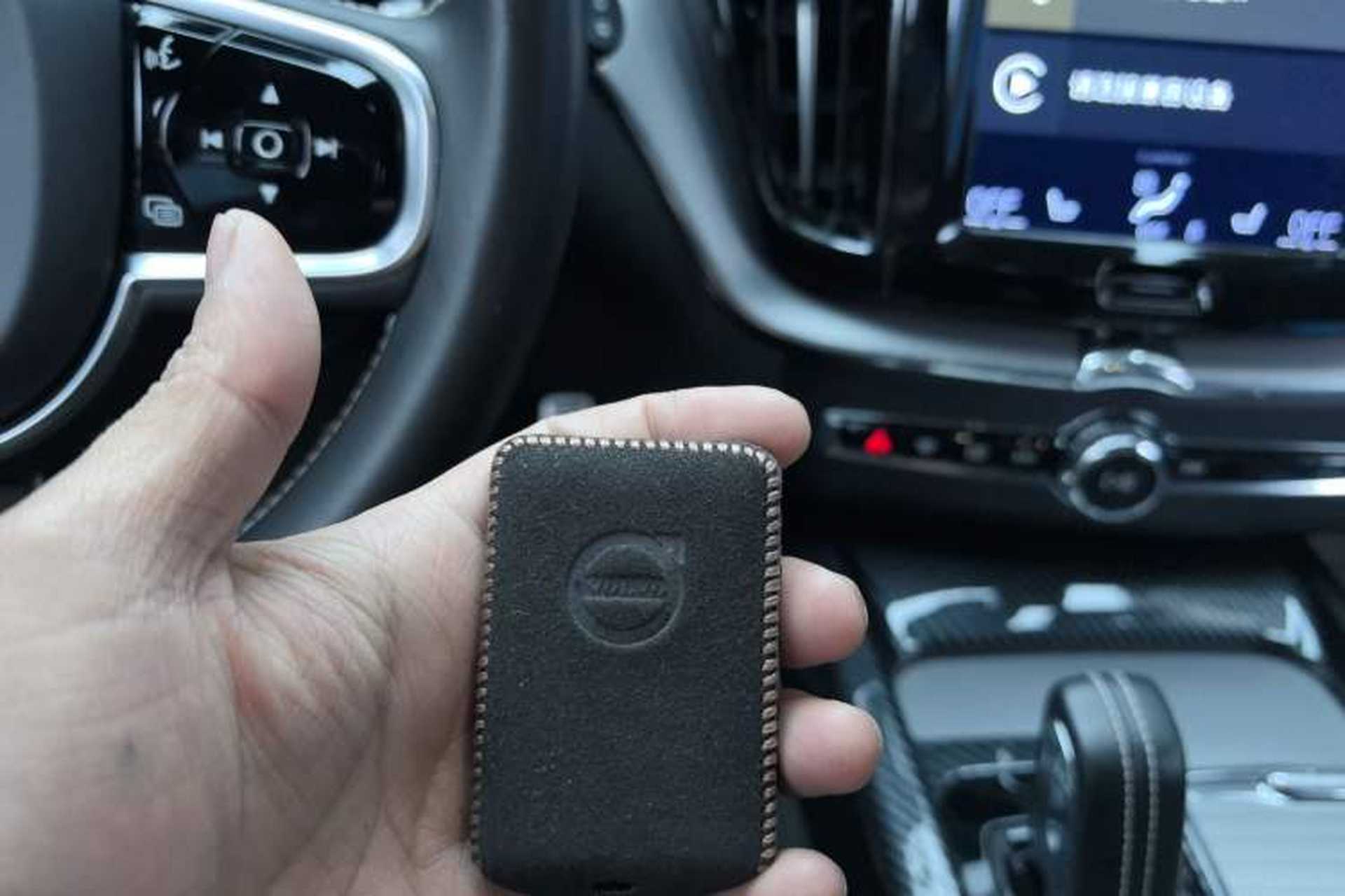 Used Volvo XC60 New Energy 2021 T8 E-Drive Hybrid Smart & Dynamic Edition Vehicle Key