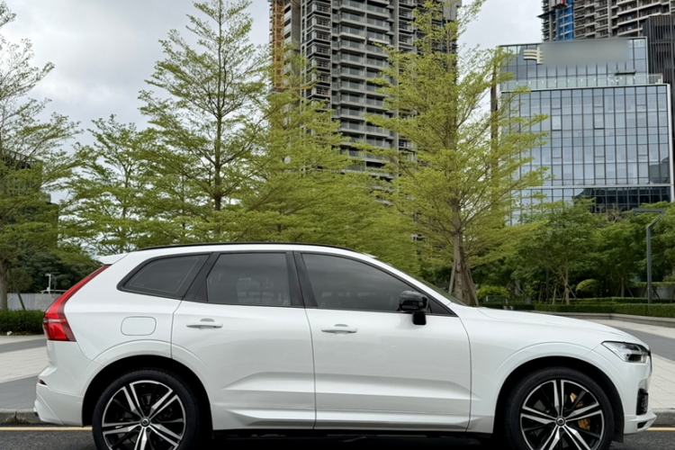 Used Volvo XC60 New Energy 2021 T8 E-Drive Hybrid Smart & Dynamic Edition Exterior 10