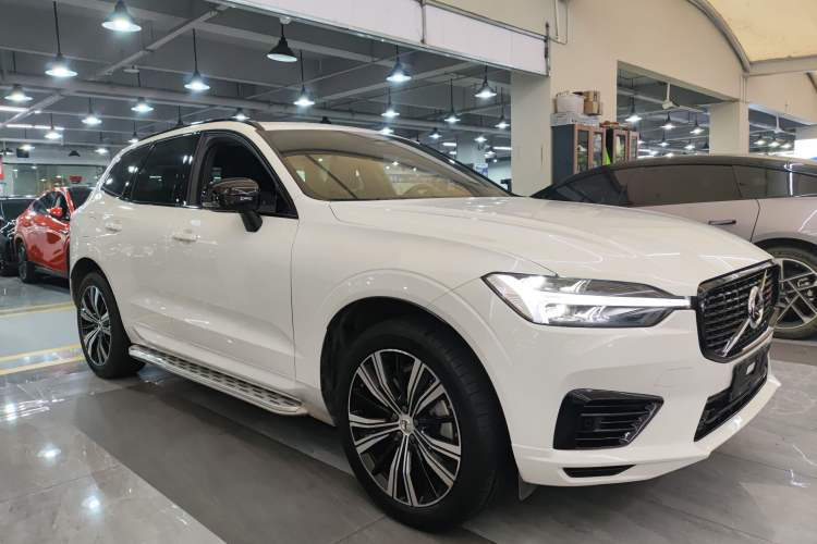 Used Volvo XC60 New Energy 2021 T8 E-Drive Hybrid Smart & Dynamic Edition Exterior 2