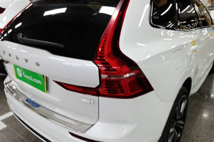 Used Volvo XC60 New Energy 2021 T8 E-Drive Hybrid Smart & Dynamic Edition Exterior 3