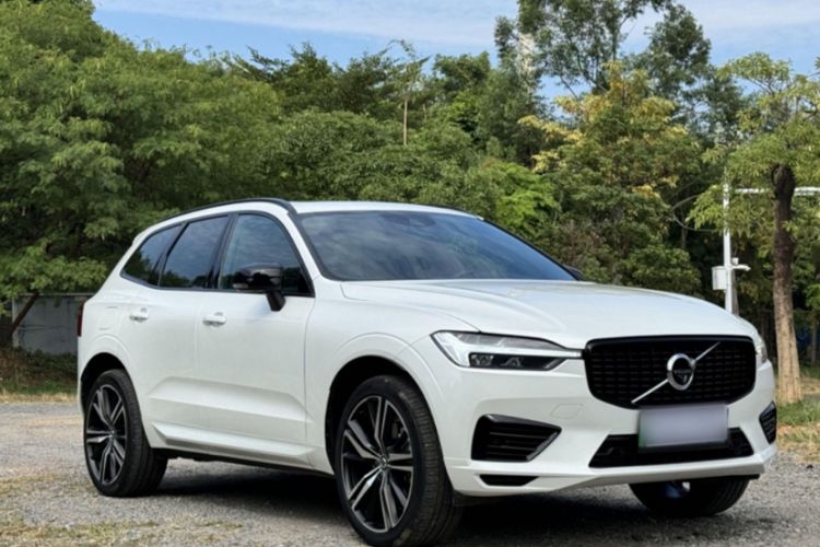 Used Volvo XC60 New Energy 2021 T8 E-Drive Hybrid Smart & Dynamic Edition Exterior 4