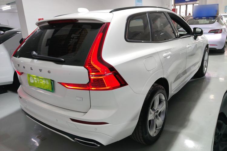 Used Volvo XC60 New Energy 2021 T8 E-Drive Hybrid Smart & Dynamic Edition Exterior 5