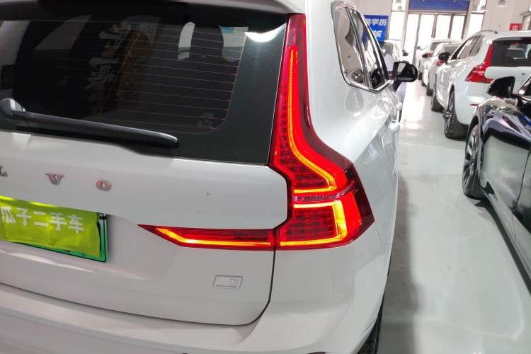 Used Volvo XC60 New Energy 2021 T8 E-Drive Hybrid Smart & Dynamic Edition Exterior 6