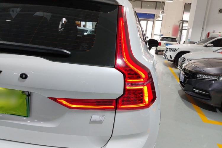 Used Volvo XC60 New Energy 2021 T8 E-Drive Hybrid Smart & Dynamic Edition Exterior 6