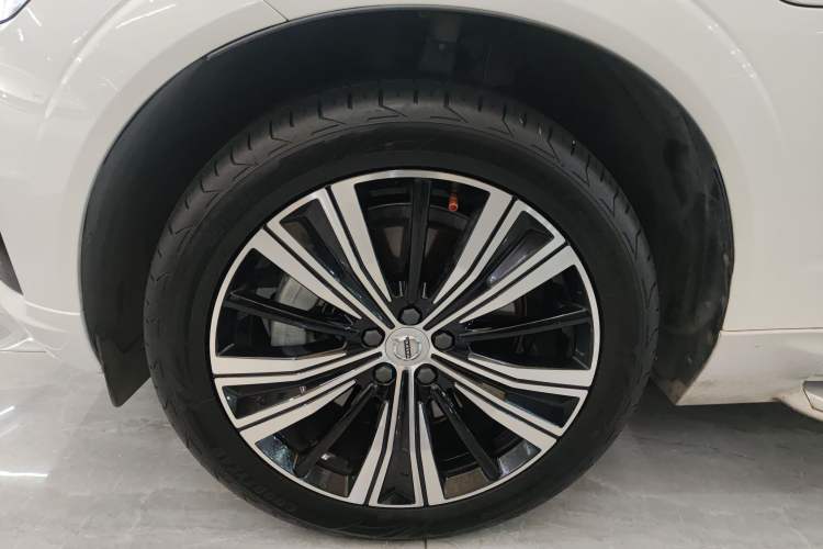Used Volvo XC60 New Energy 2021 T8 E-Drive Hybrid Smart & Dynamic Edition Exterior 7