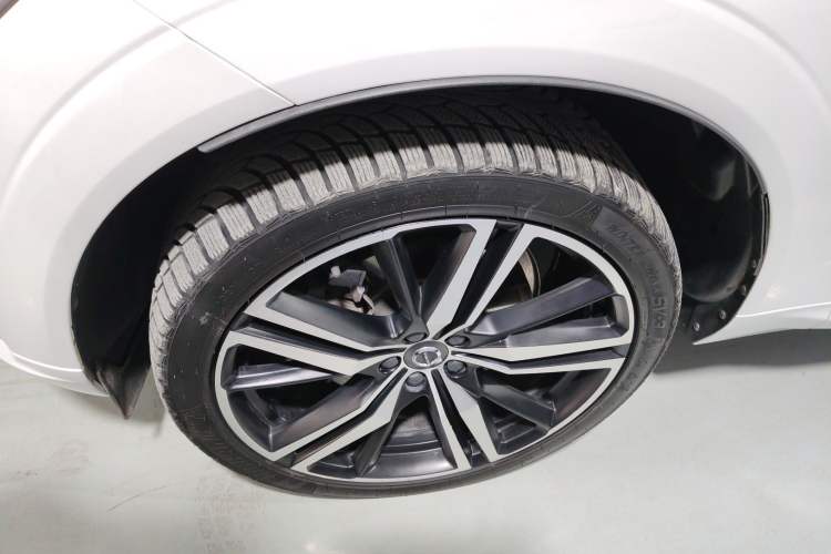 Used Volvo XC60 New Energy 2021 T8 E-Drive Hybrid Smart & Dynamic Edition Exterior 7