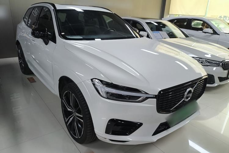 Used Volvo XC60 New Energy 2021 T8 E-Drive Hybrid Smart & Dynamic Edition Front Right 45 Deg