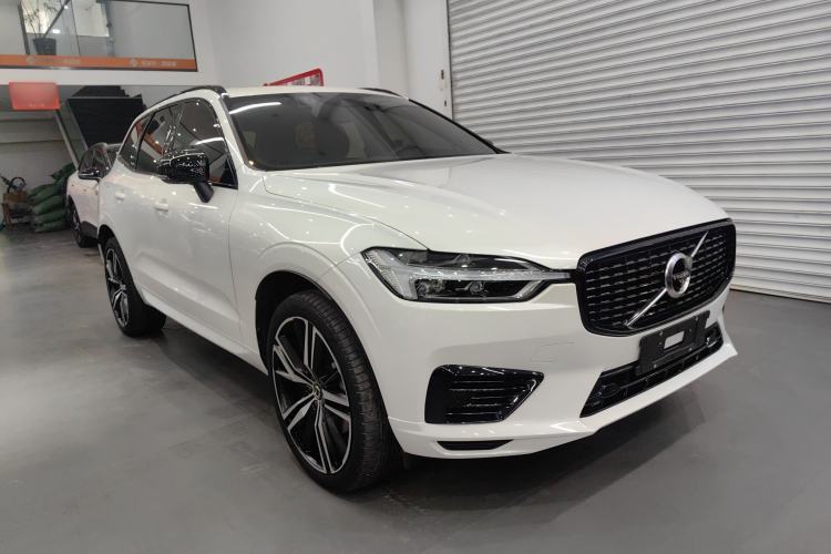 Used Volvo XC60 New Energy 2021 T8 E-Drive Hybrid Smart & Dynamic Edition Front Right 45 Deg