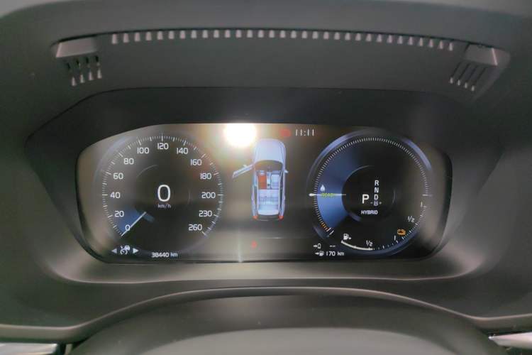 Used Volvo XC60 New Energy 2021 T8 E-Drive Hybrid Smart & Dynamic Edition Instrument Cluster