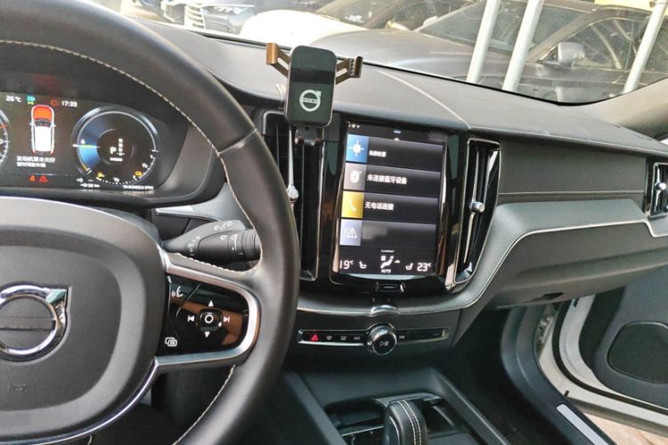 Used Volvo XC60 New Energy 2021 T8 E-Drive Hybrid Smart & Dynamic Edition Interior 2