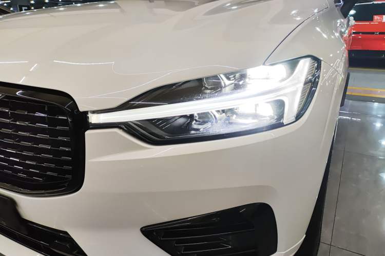Used Volvo XC60 New Energy 2021 T8 E-Drive Hybrid Smart & Dynamic Edition Left Front Headlight