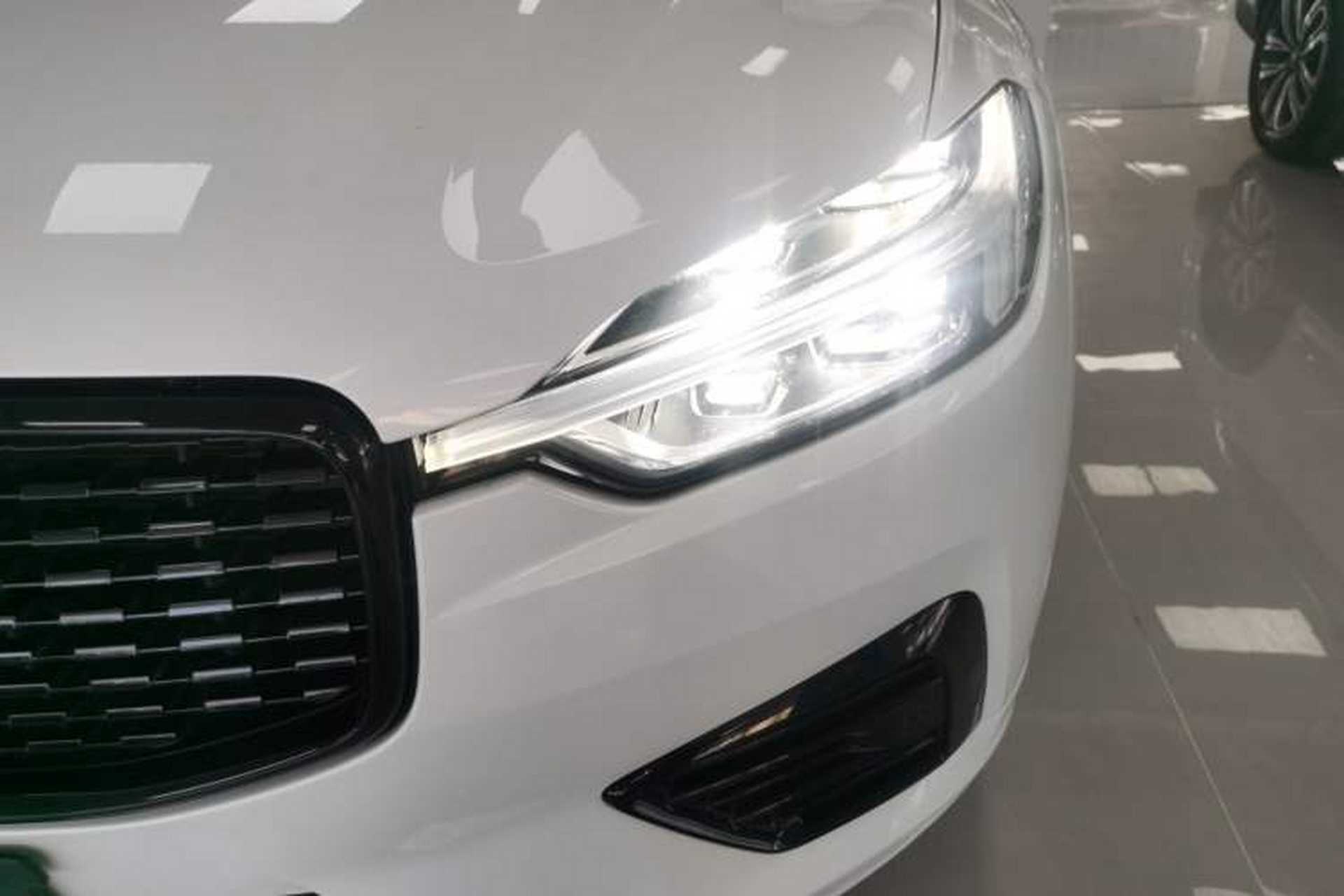 Used Volvo XC60 New Energy 2021 T8 E-Drive Hybrid Smart & Dynamic Edition Left Front Headlight