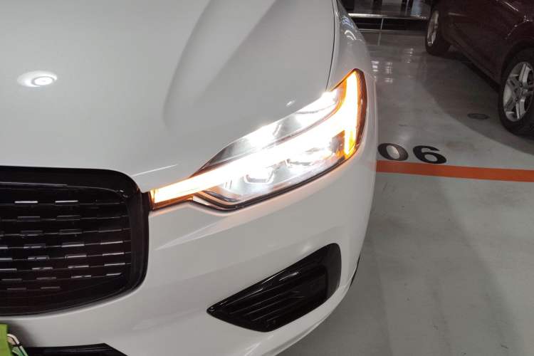 Used Volvo XC60 New Energy 2021 T8 E-Drive Hybrid Smart & Dynamic Edition Left Front Headlight
